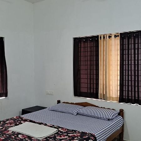 Pearl Inn Kottakkal Zewnętrze zdjęcie